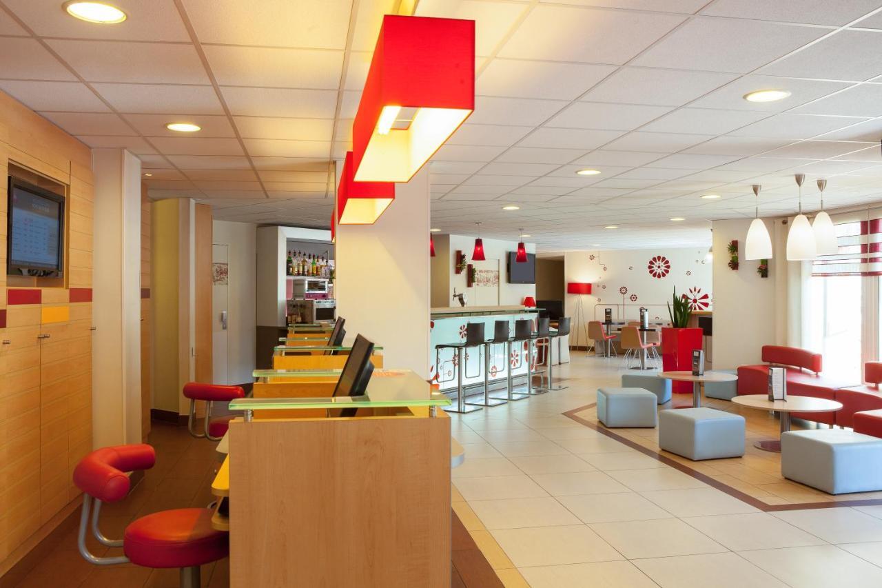 Ibis Velizy