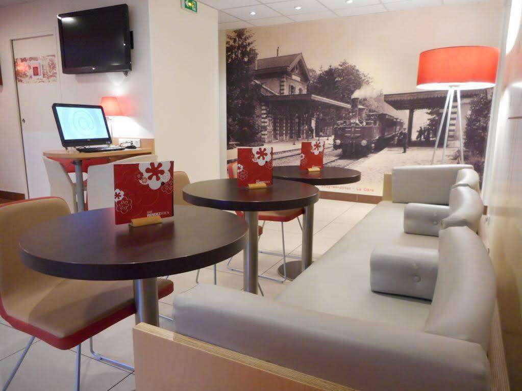 Ibis Velizy Hotel 3*